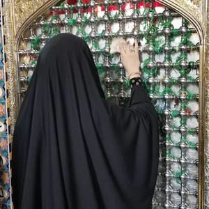 Meet your Posher, Zainab